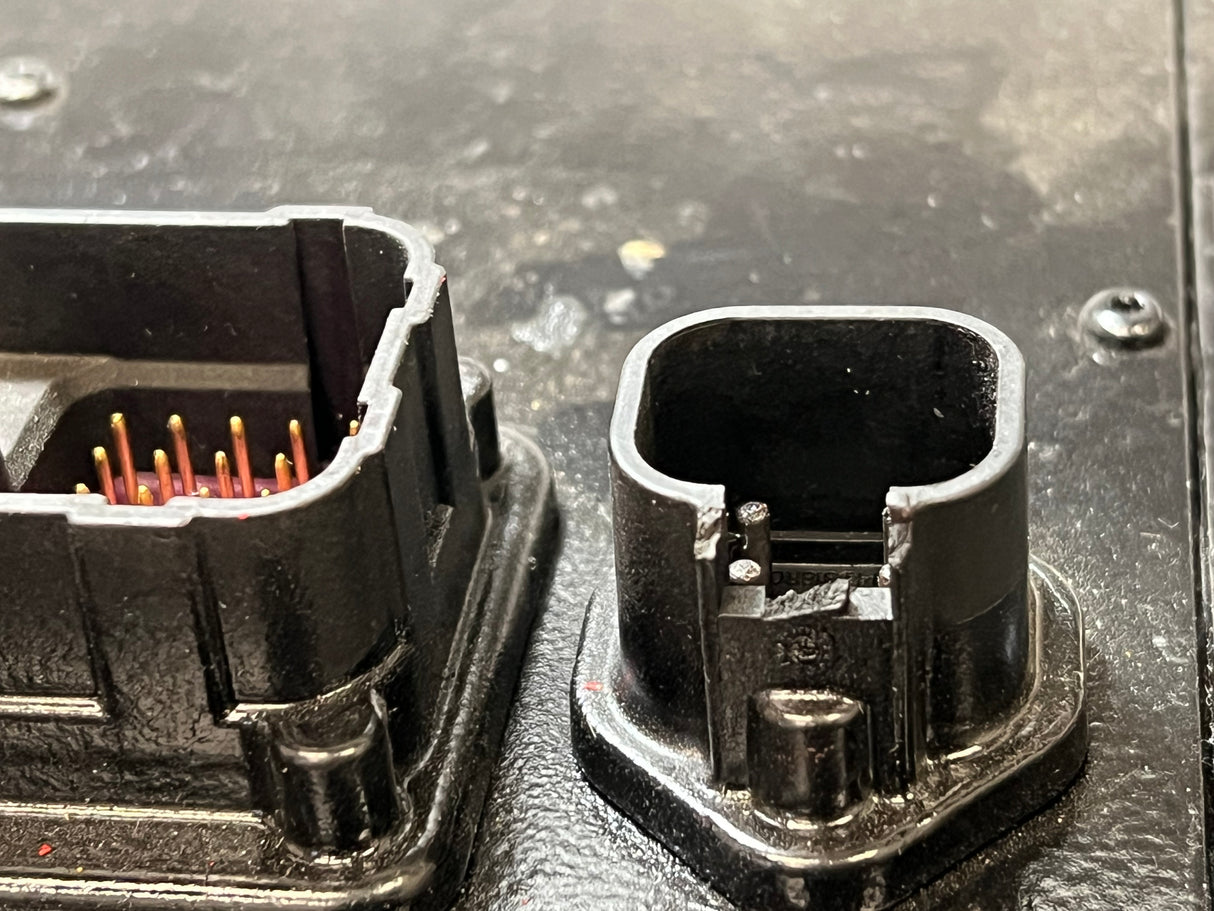 2006 Cummins QSB4.5/5.9/6.7 Engine Control Module (ECM) Part # 4921776, CM850