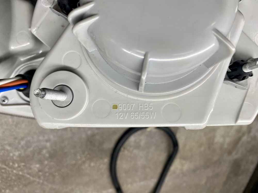 Depo 08-33A-1101L International Headlight