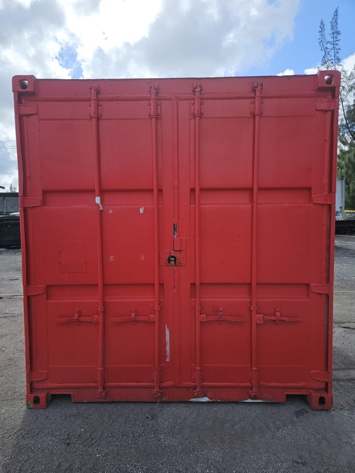 20 FT SHIPPING CONTAINER