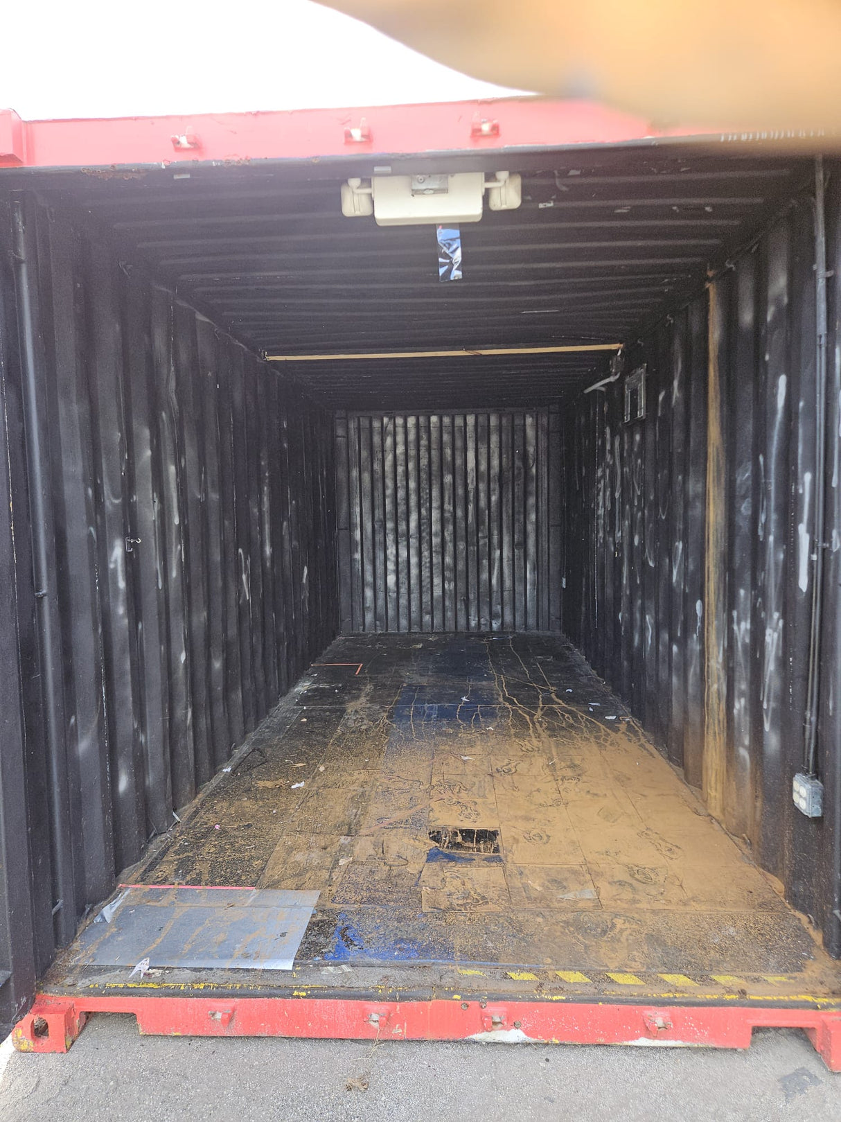 20 FT SHIPPING CONTAINER