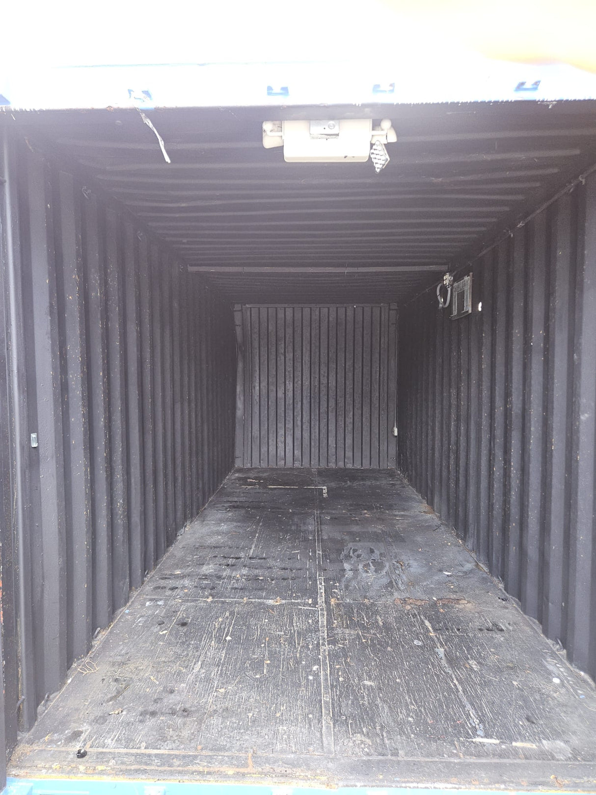 20 FT SHIPPING CONTAINER