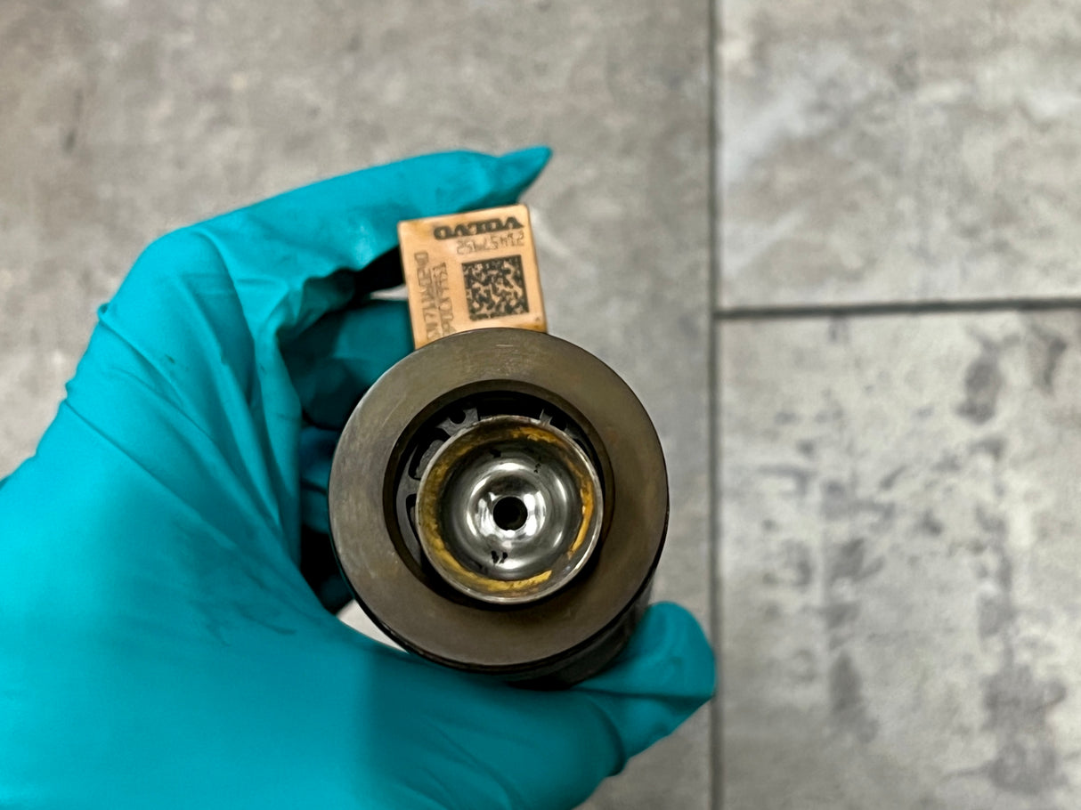 Volvo Mack Injector Part # 21457952