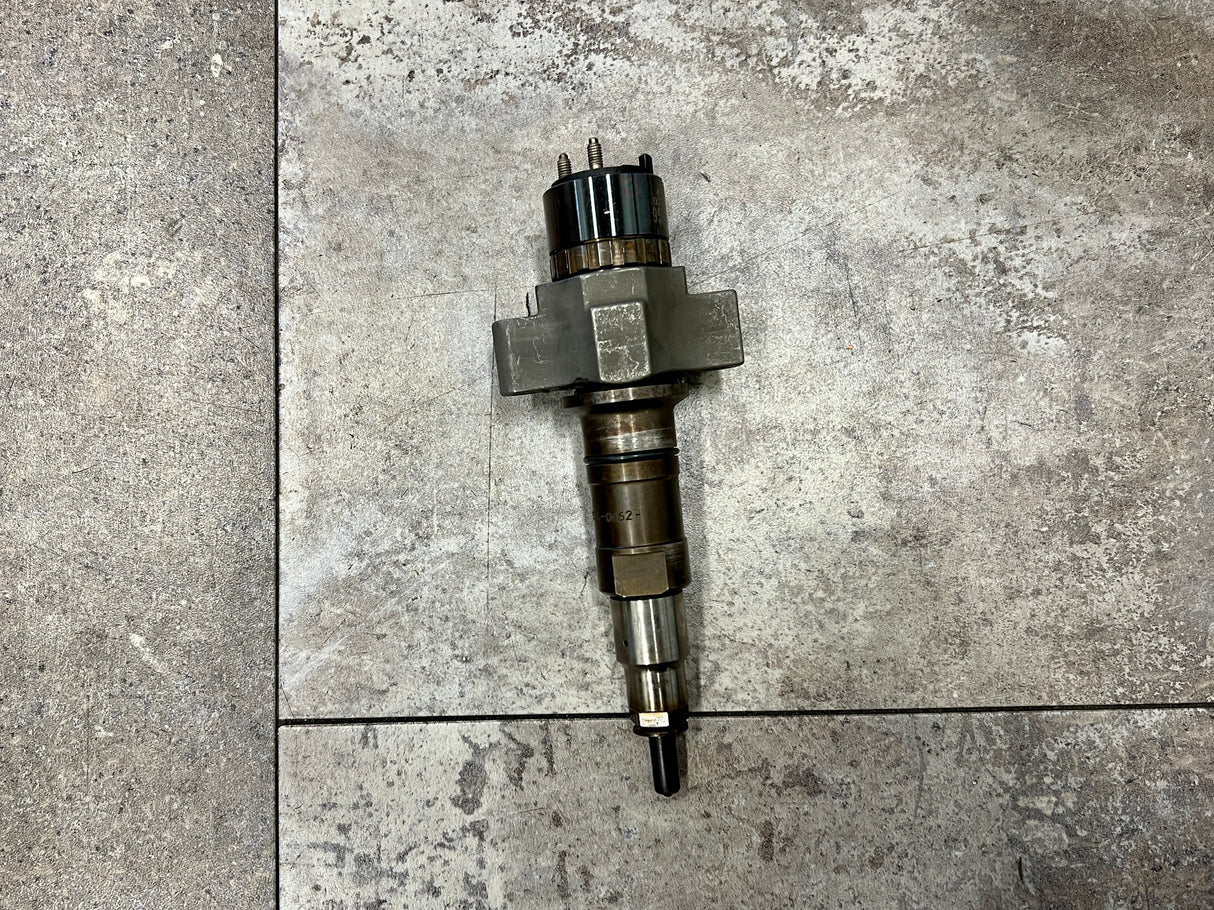 Cummins Injector Part # 4954927, Pulled off Cummins ISL 8.3L Engine