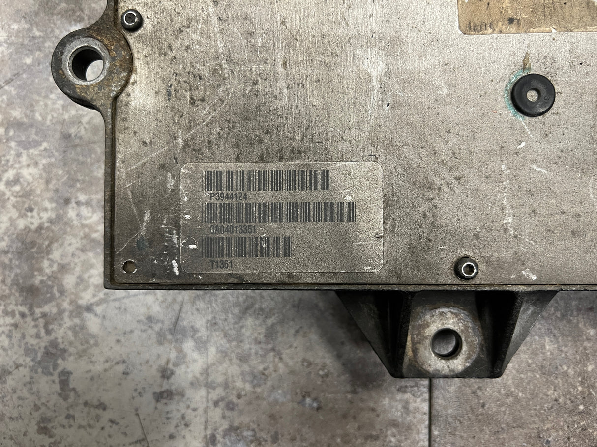 Cummins ISB 5.9L Diesel Engine ECM Part # 3944124 For Sale