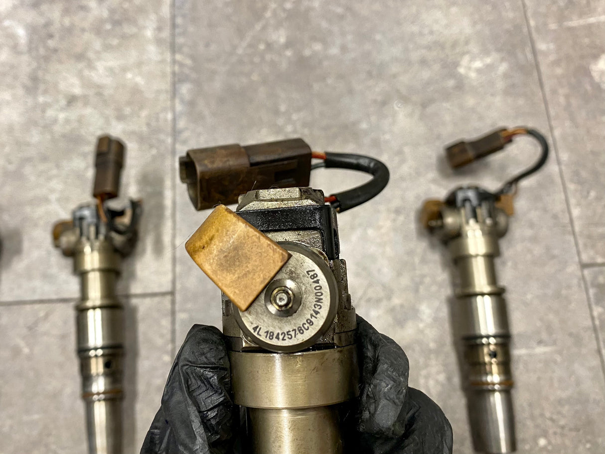 2005 International Injectors Part # 10814 00256, EGR-Model