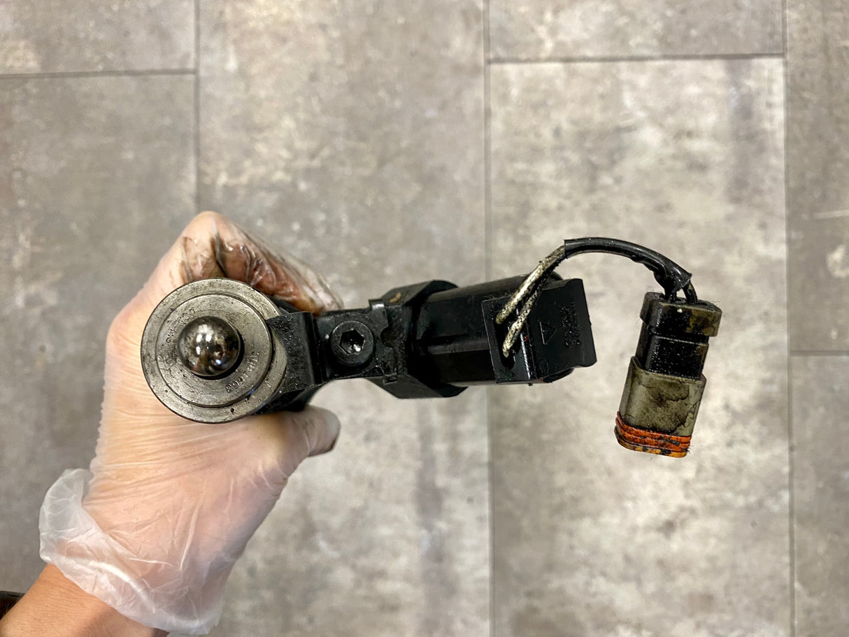 Cummins ISM/M11 Fuel Injector Part # 3074219 For Sale