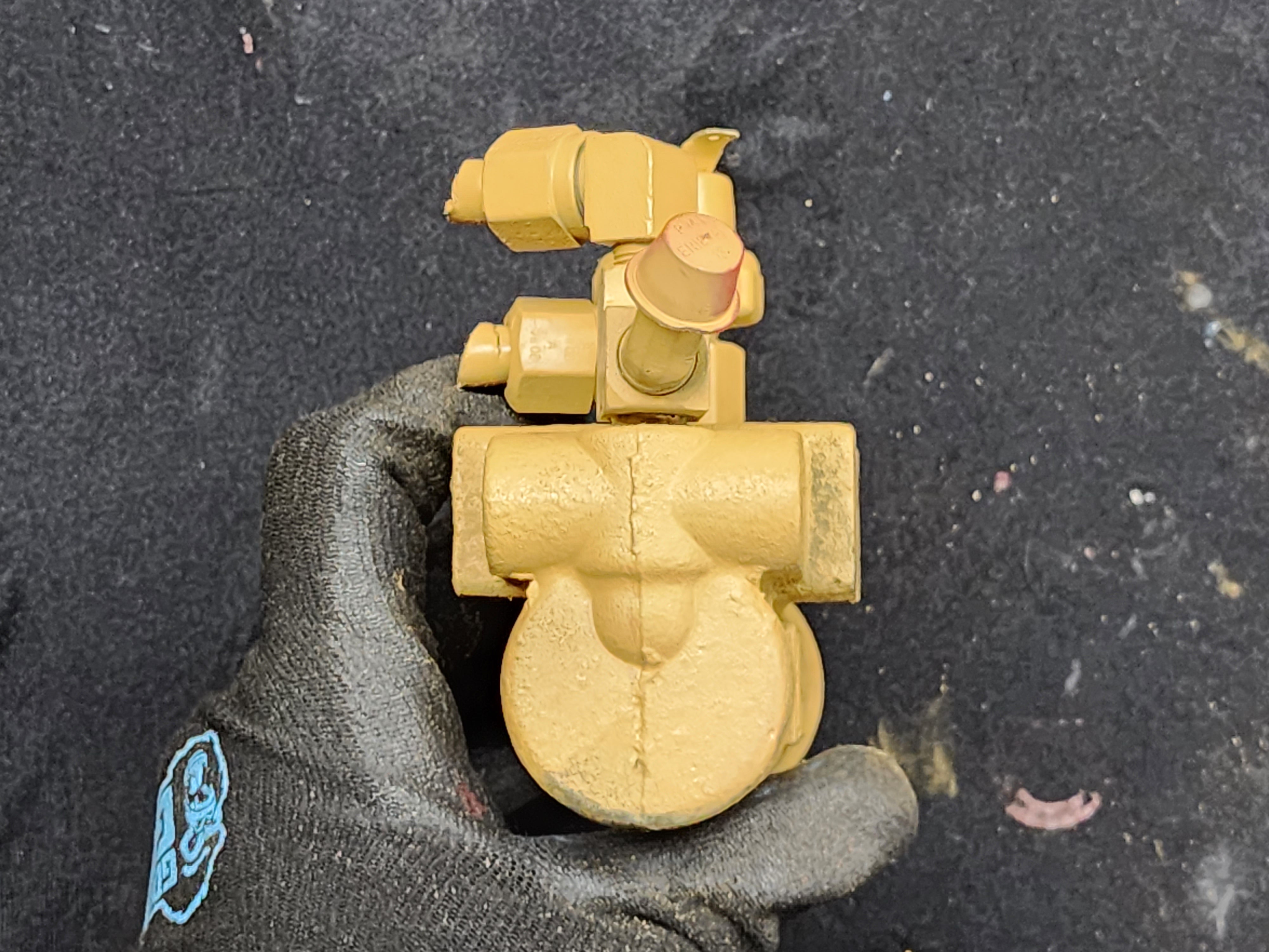 Bendix Caterpillar 3126 Air Governor/Regulator T-293975-G14