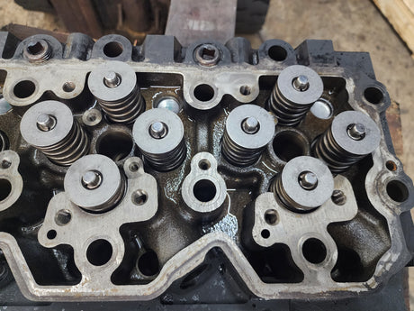 Cummins ISC Cylinder Head 4942115 For Sale