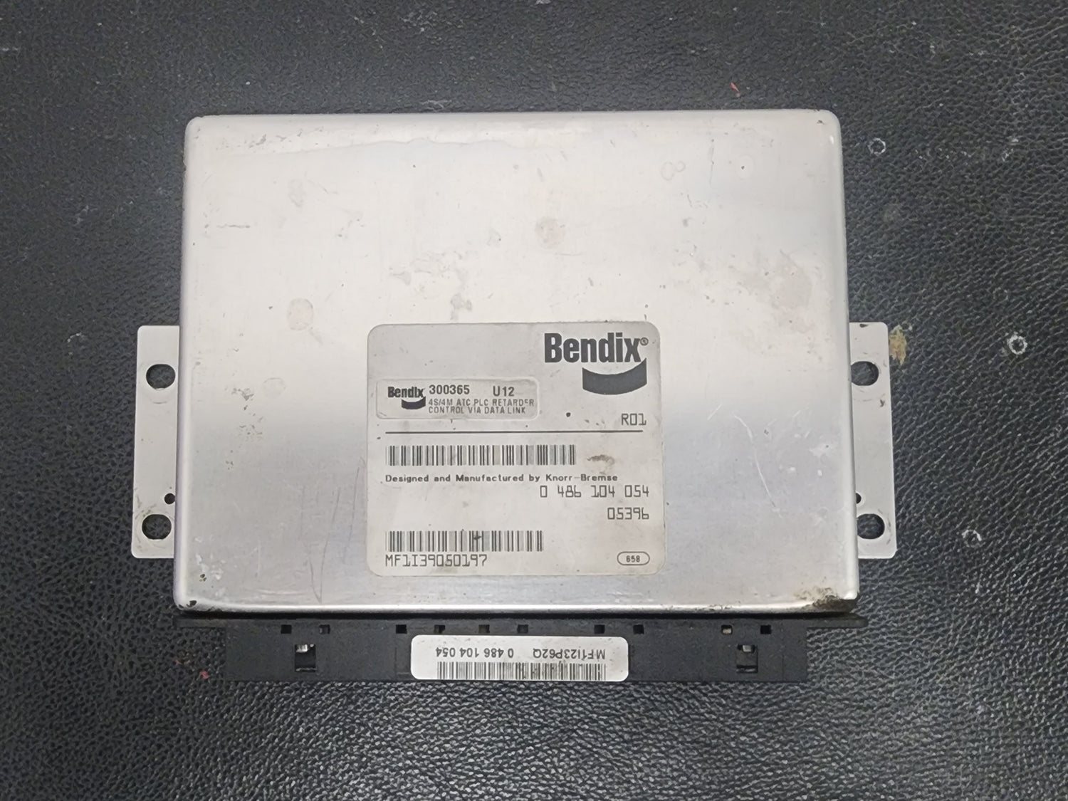 Bendix Mack Brake Control Module 300365 For Sale – CA Truck Parts, Inc.
