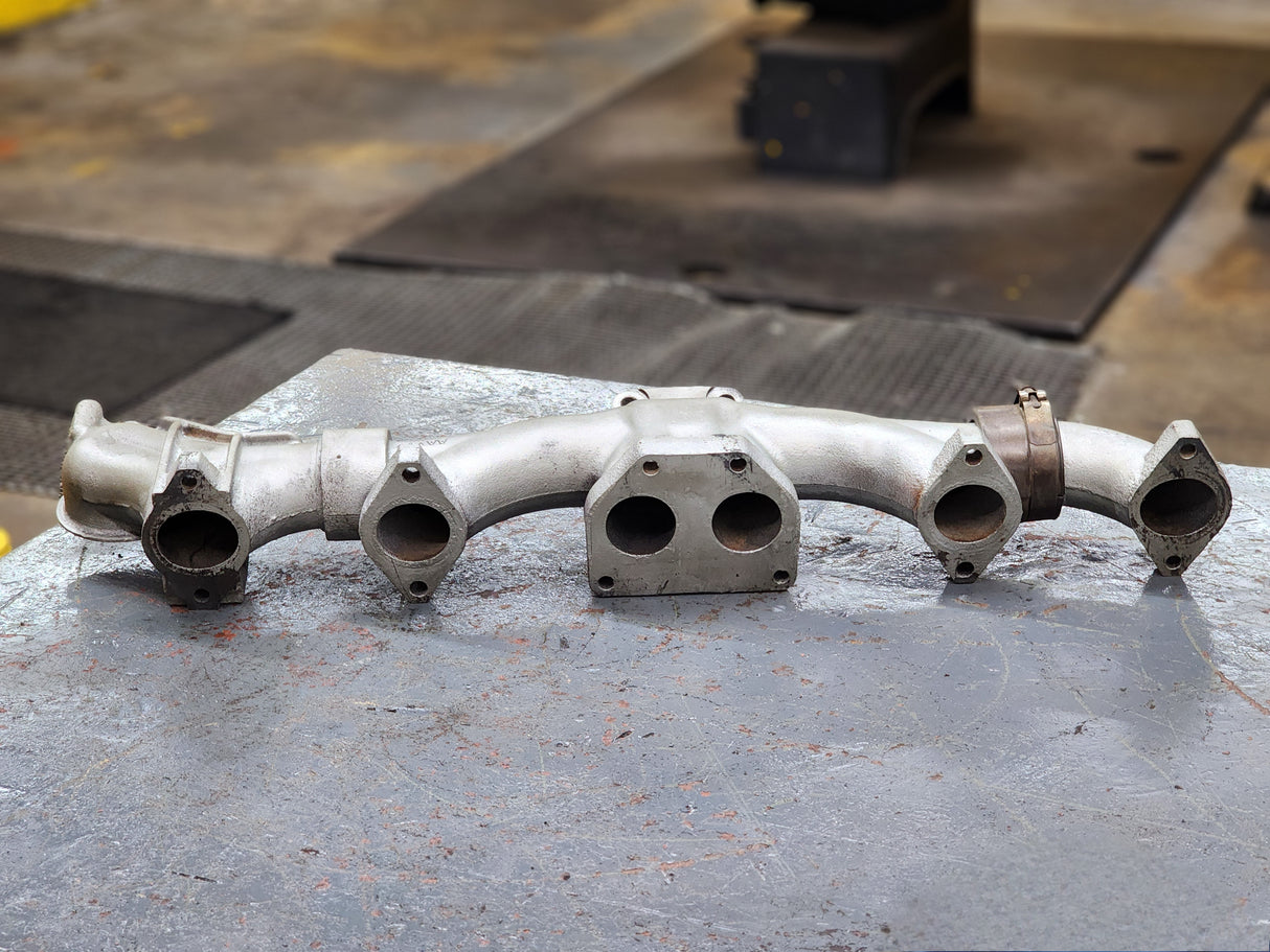CUMMINS ISX Exhaust Manifold 3 Part For Sale, End Cast Part # 3882491, End Cast Part # 3882549, Center Part # 3682959