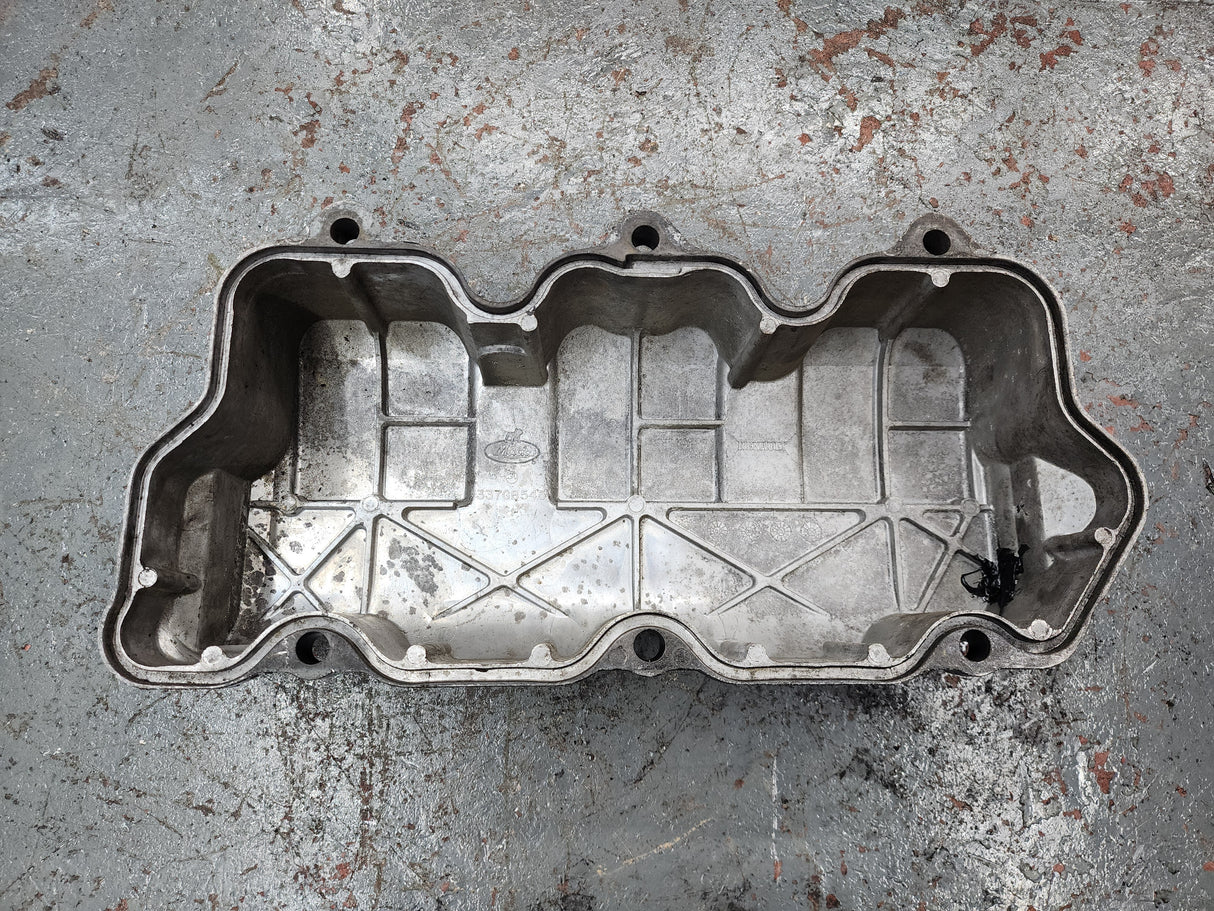 OEM Mack E7 Diesel Engine Valve Cover 337GB545 For Sale