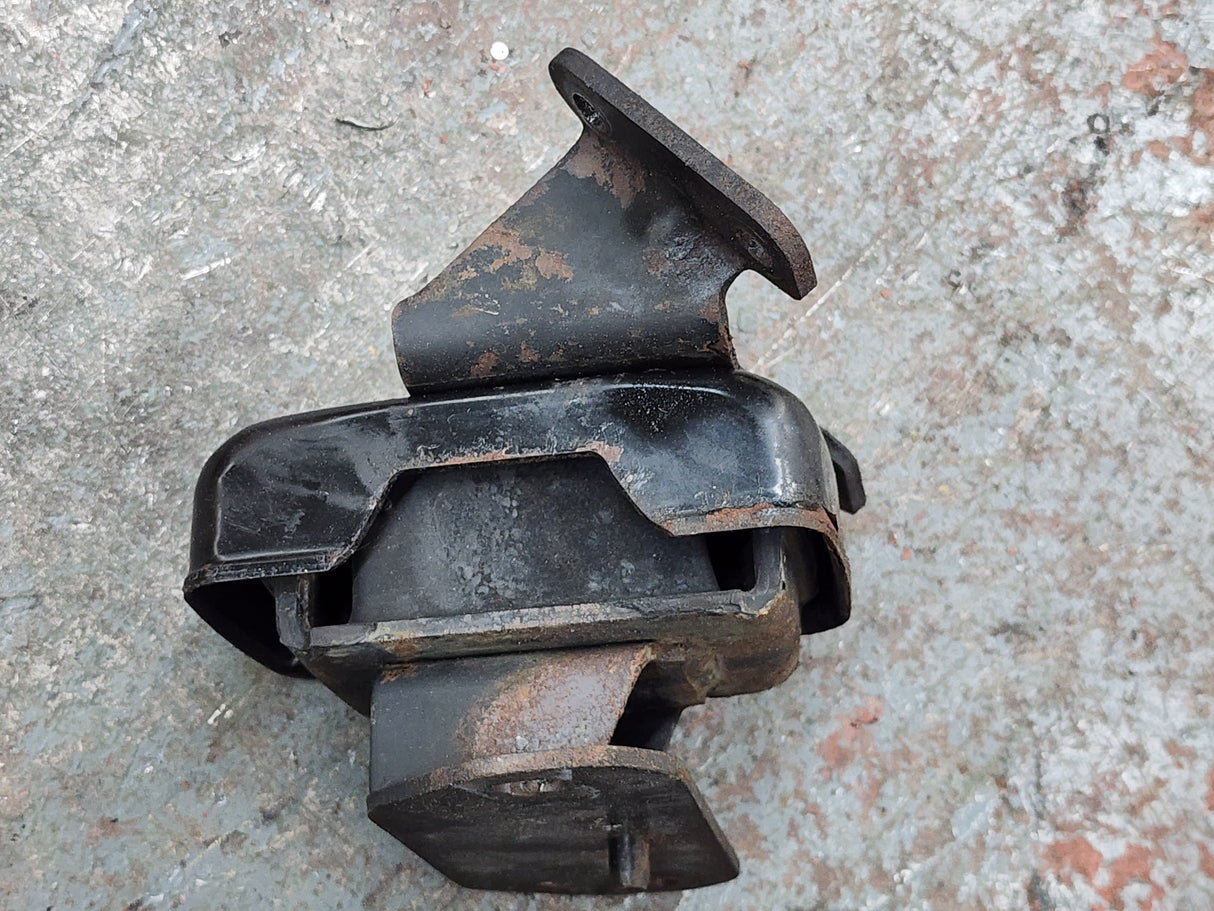 Isuzu NPR 4HE1XS Left Engine Mount For Sale