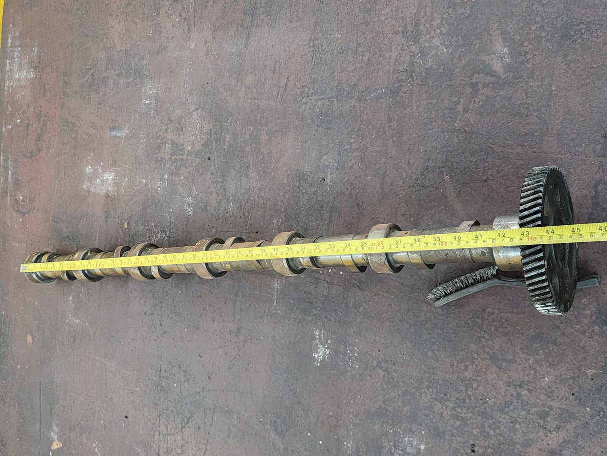 OEM Caterpillar 3406B Camshaft 7W3796 w/ Gear Part # 8N8254 For Sale