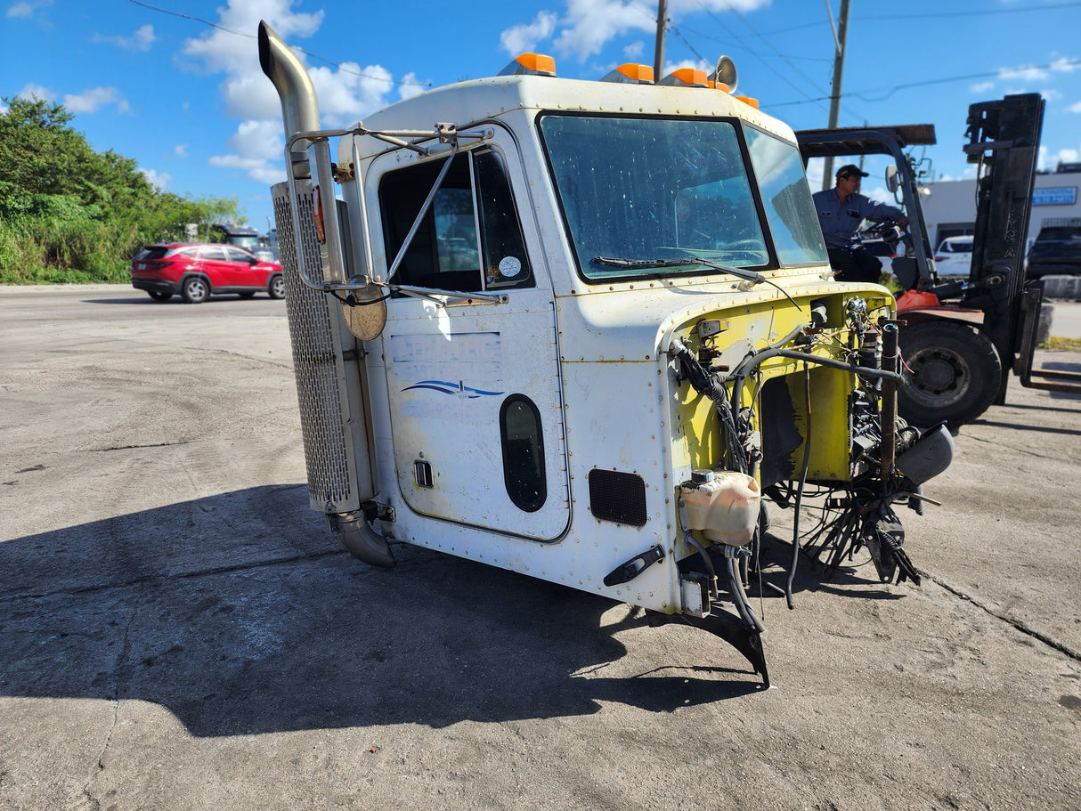 1991 Peterbilt 378 Conventional Cab