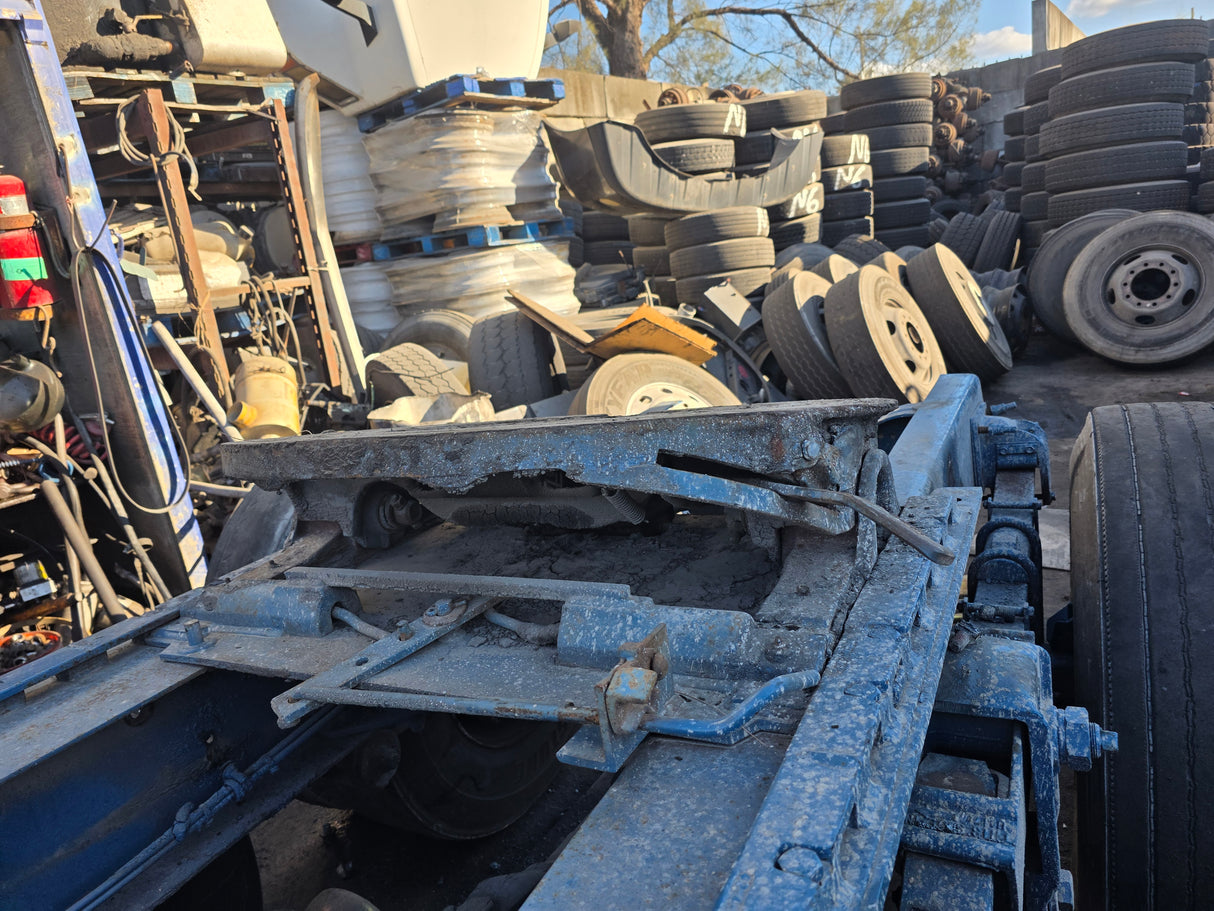 1995 Mack CH613 Fifth Wheel w/ Hitch Plate & Slider, Off Sanitation Truck