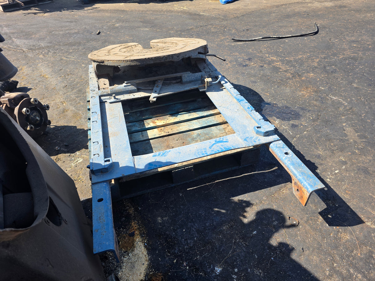 1995 Mack CH613 Fifth Wheel w/ Hitch Plate & Slider, Off Sanitation Truck