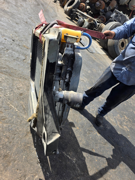 1994 Ford F-700 Cooling Assembly F3HT-8005-BB