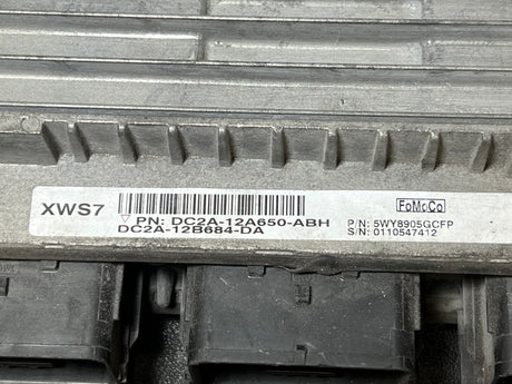 2014 Ford 6.8L V-10 Super Duty Engine Control Module (ECM) DC2A-12B684-DA