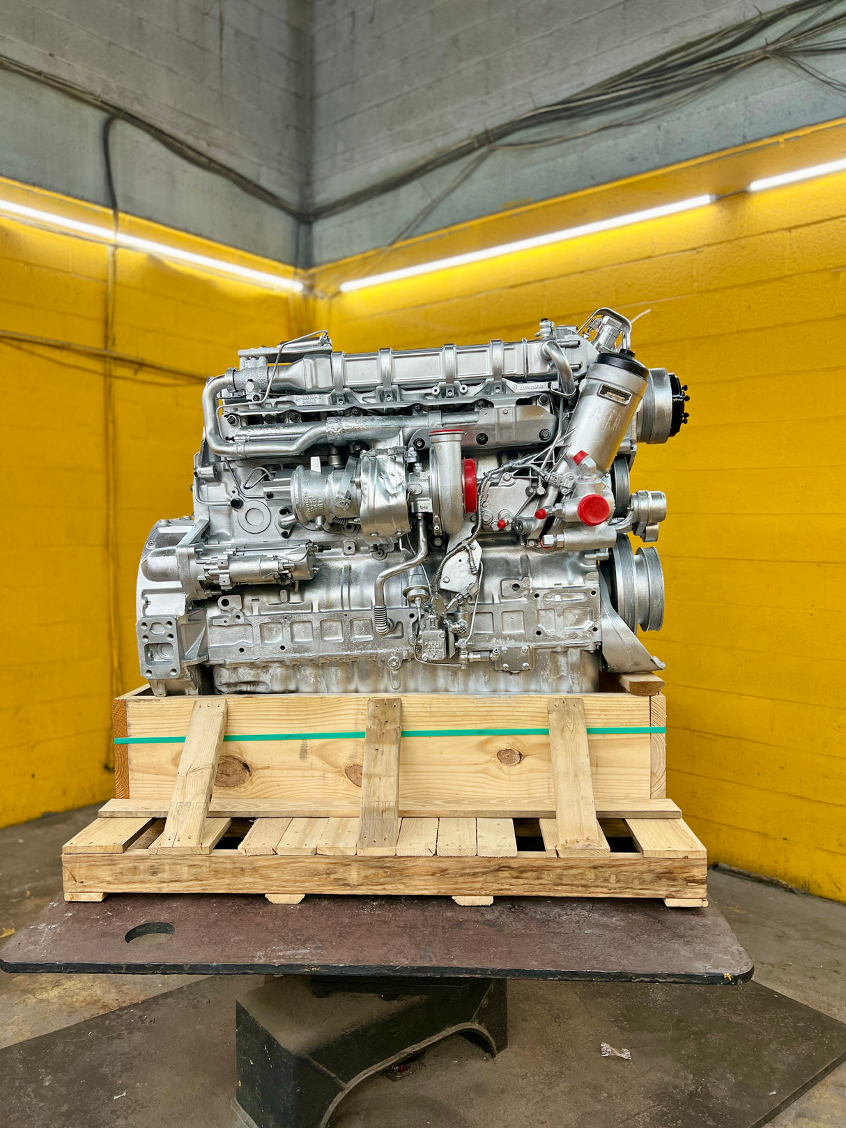 2005 Mercedes OM460LA Diesel Engine For Sale, MBE4000