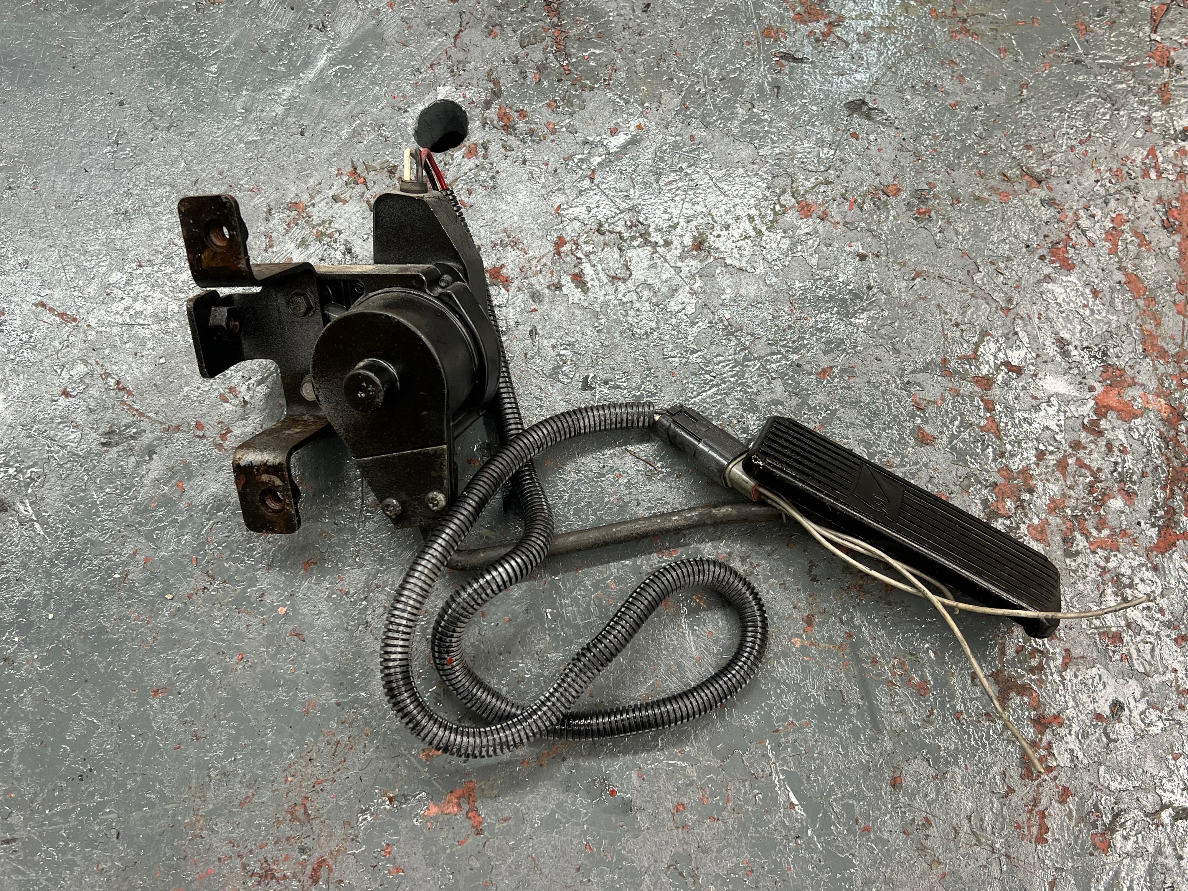 OEM 2001 Caterpillar 3126 Williams Control Accelerator