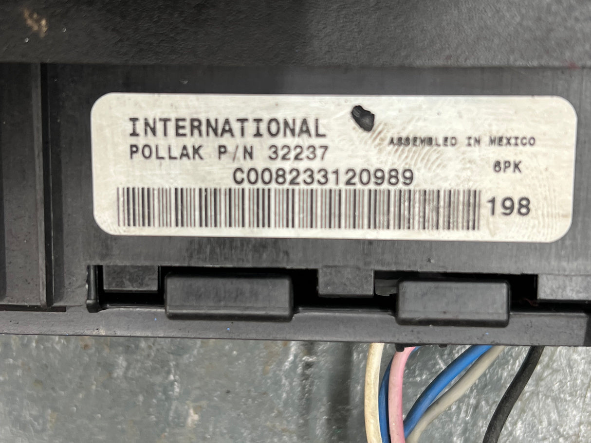 International Prostar 32237 Rocker Switch Dash Panel