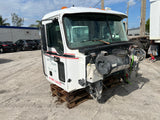 2006 Mack Vision CXN613 CAB