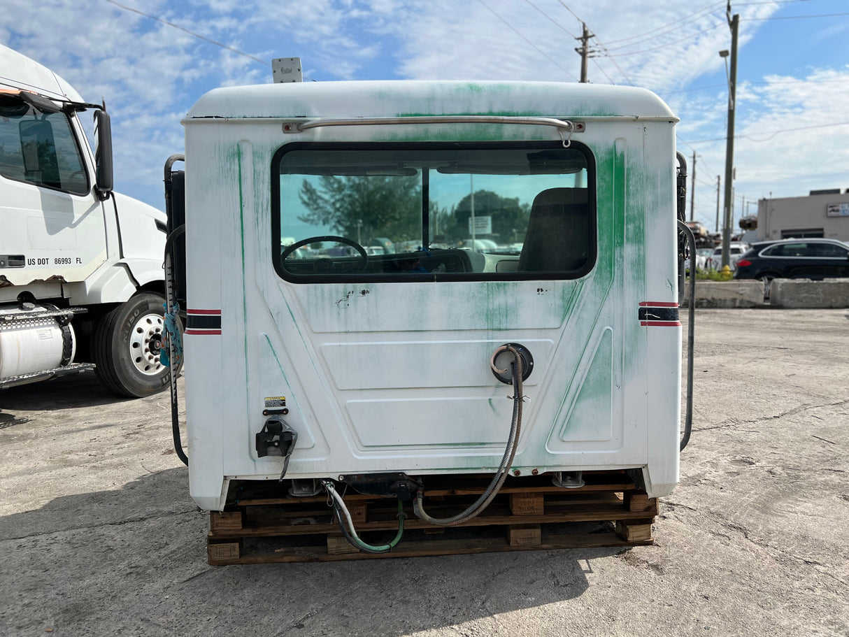 2006 Mack Vision CXN613 CAB