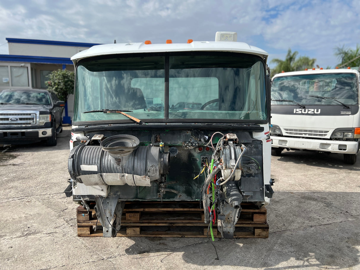 2006 Mack Vision CXN613 CAB