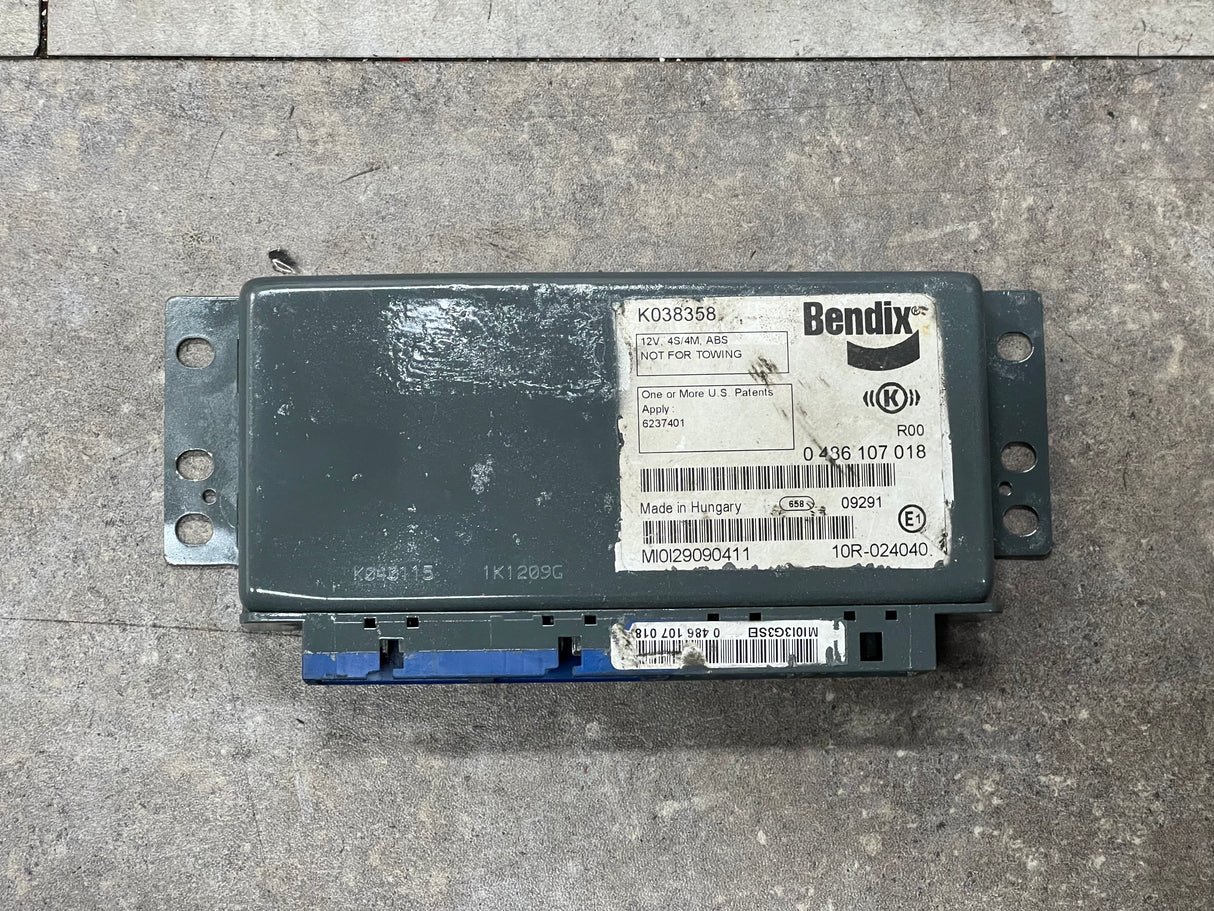 International 7400 ABS Module Part # 3703690C1, Bendix # 0 486 107 018