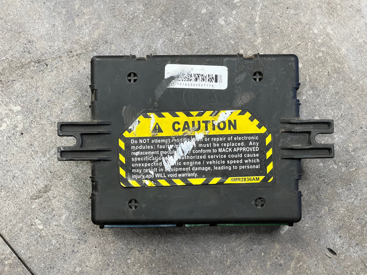 Mack Vehicle Control Module (VECU) Part # 21083383-P06