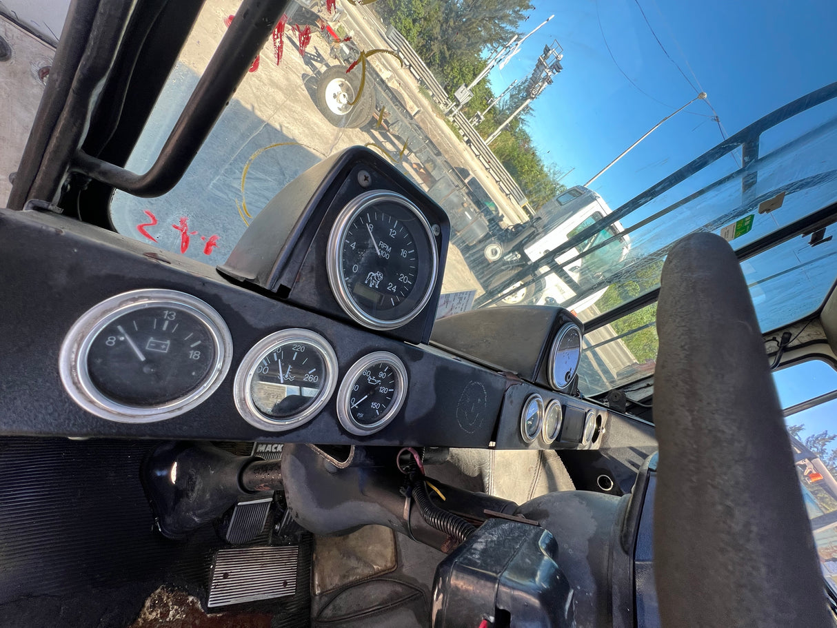 2007 MACK MR688S Forward Low Cab, 600 Series