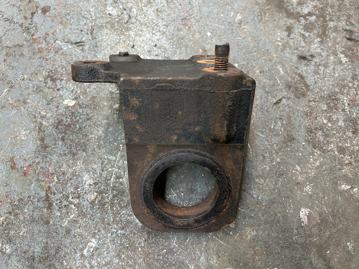 Chevy / GM Rear Engine Mounting Bracket Part # 15729277