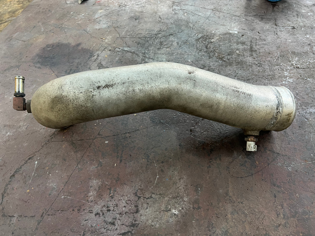 International Navistar Air Cleaner To Engine Manifold Pipe 3505049C1