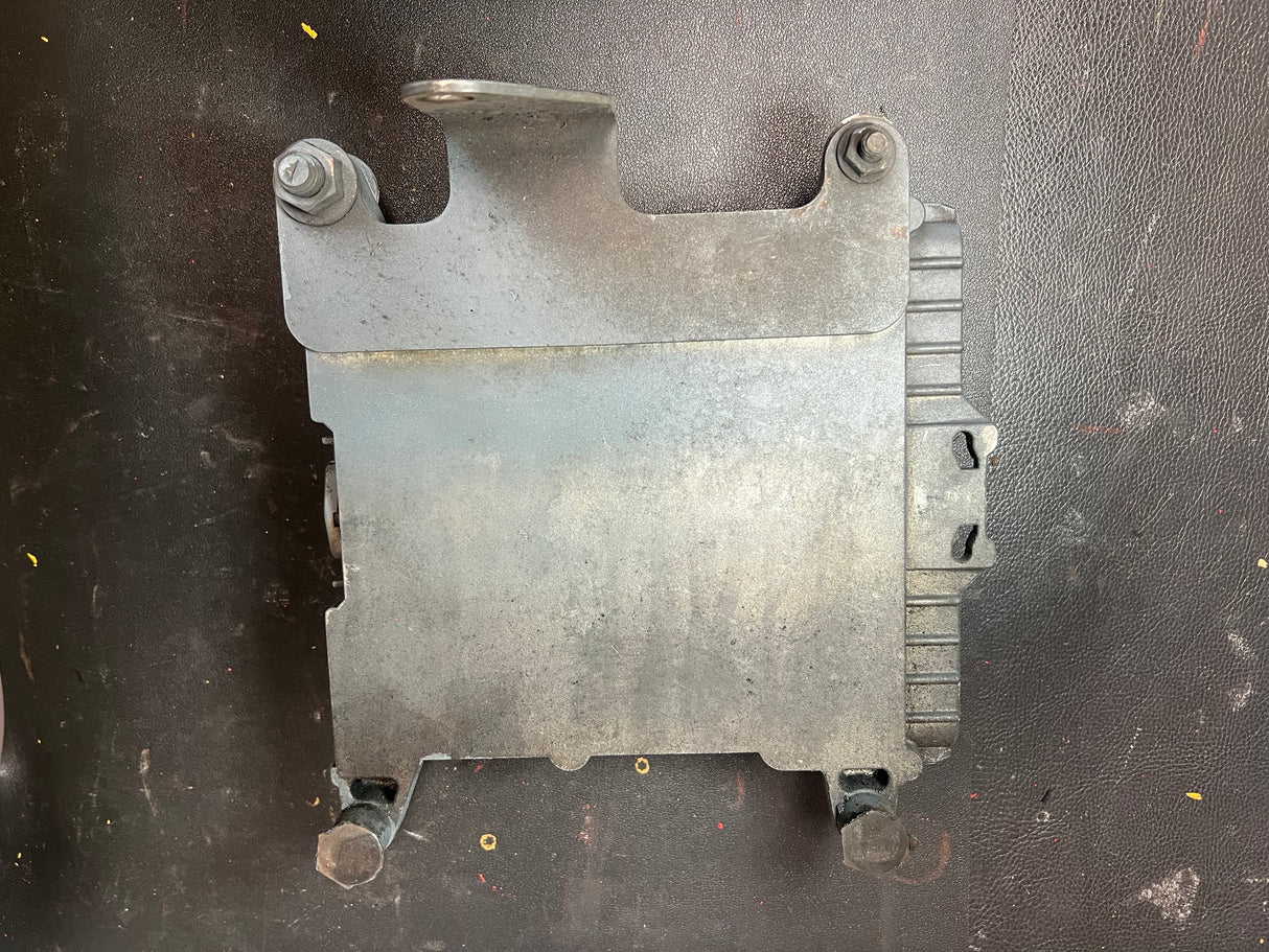 Mack AMI Engine Control Module (ECM) Part # 12MS530M, Bosch Part # 0 281 020 023