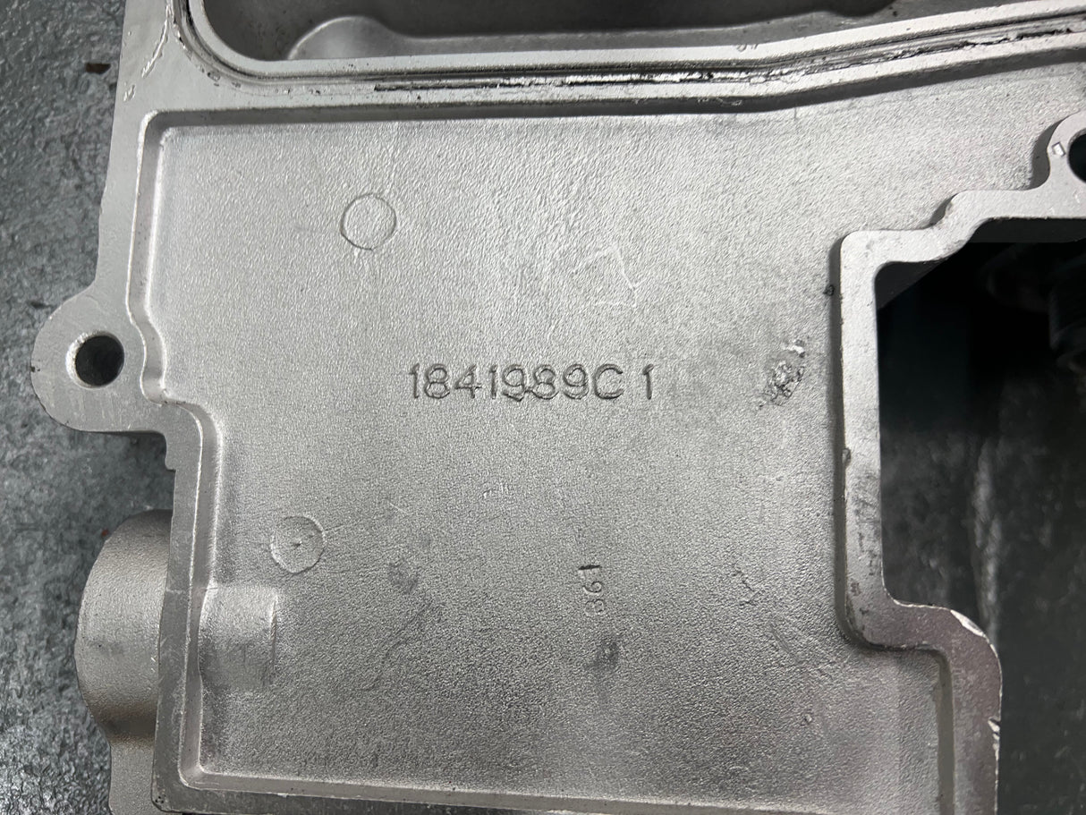 INTERNATIONAL DT466E ENGINE OIL FILTER / COOLER HOUSIN