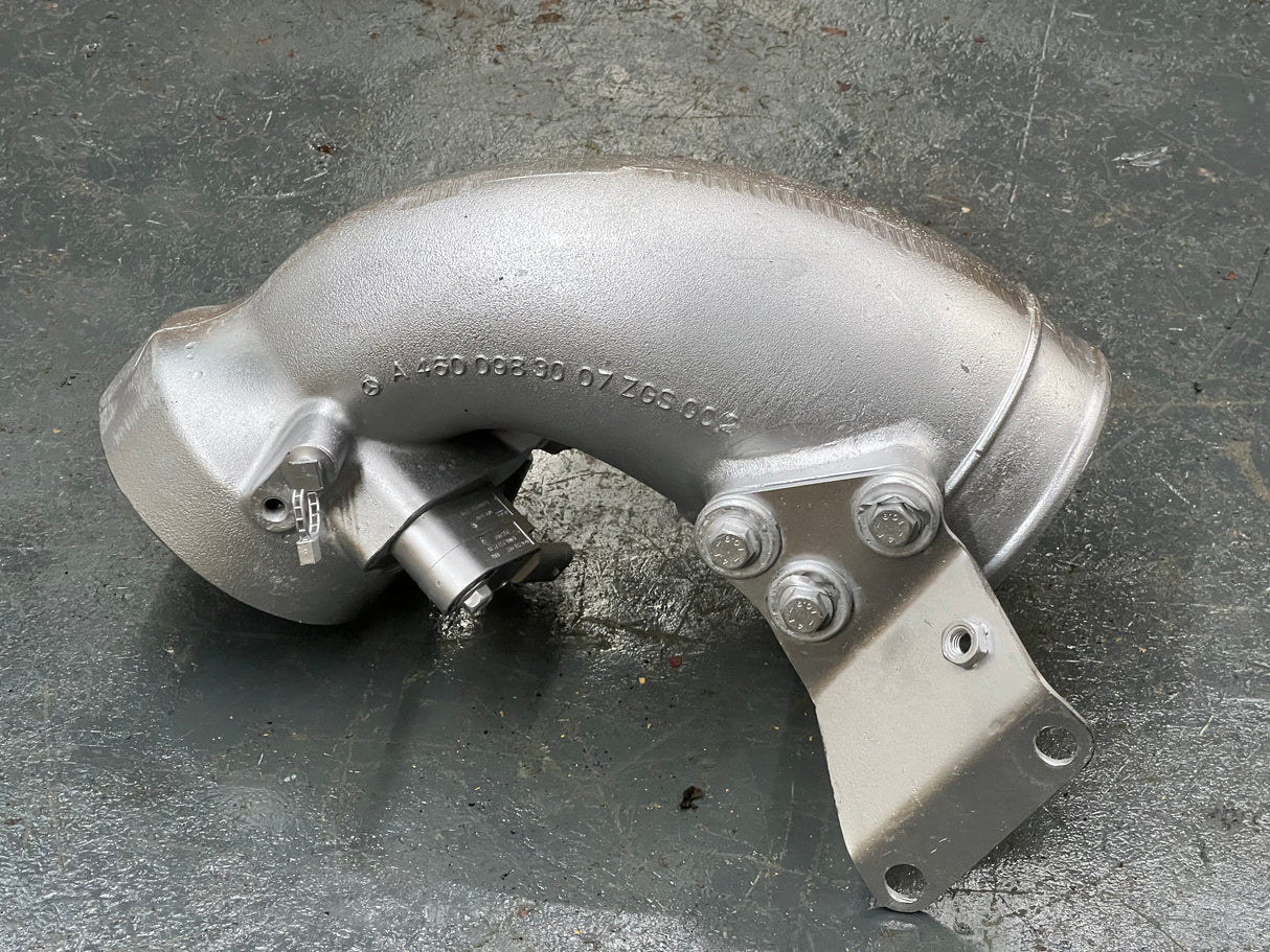 Mercedes MBE4000 Turbo Connection Air Tube w/ Pressure Sensor