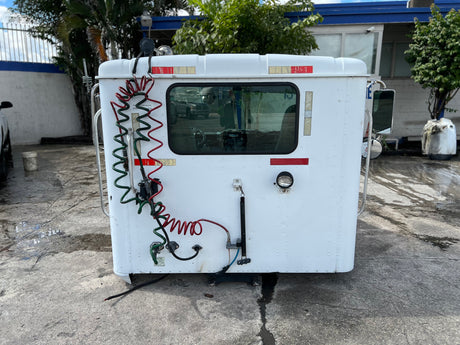 2005 International 9200i CAB Shell