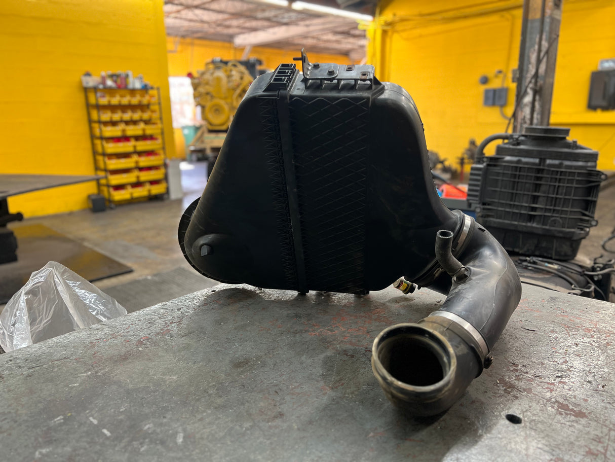 Donaldson Air cleaners Air Cleaner / Air Filter Part # PPD110016, Transfer Tube Part # 03-37738-000