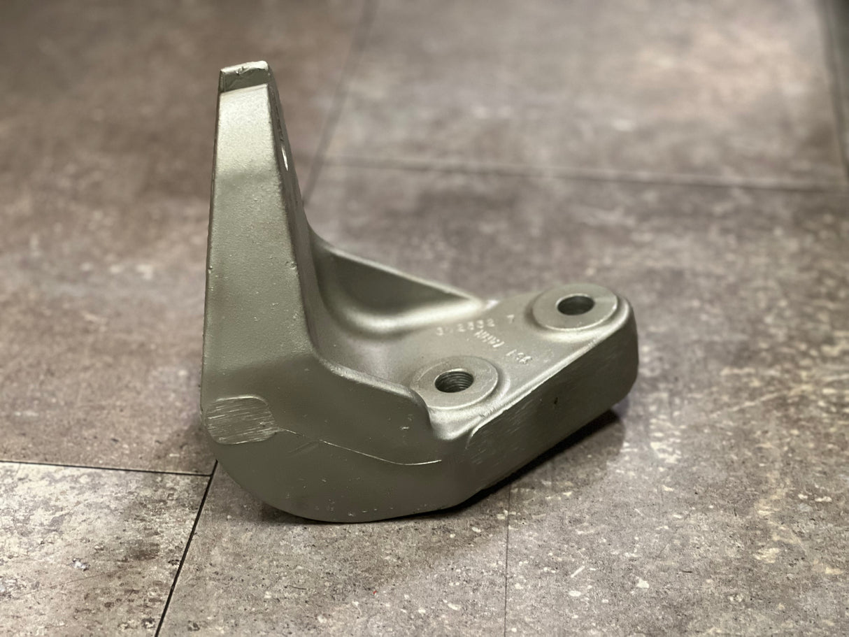 Freightliner Coronado Radiator Mounting Bracket 05-27000-000