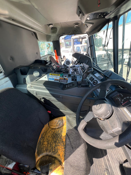 2019 Mack LR64 CAB, VIN: 1M2LR2GC7KM001040