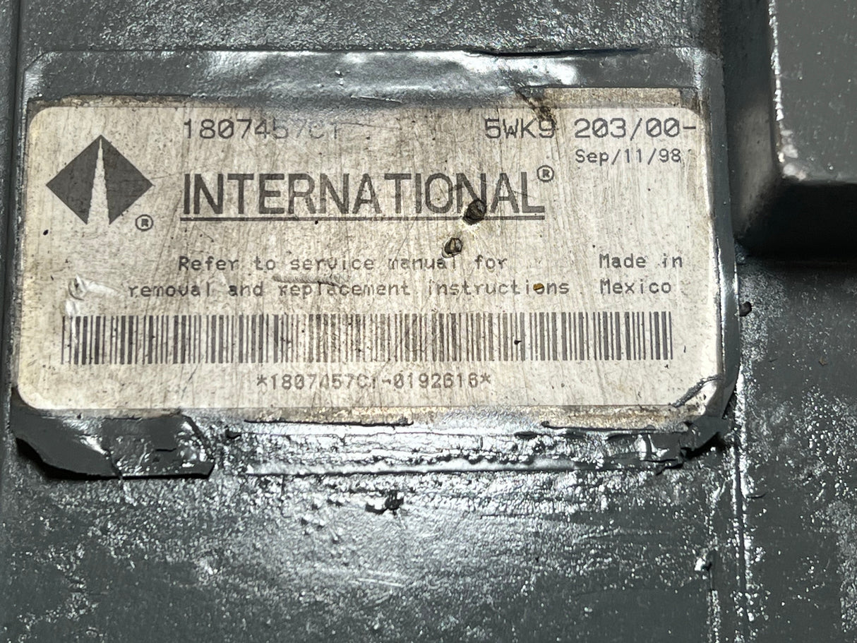 International DT466E Engine Control Module (ECM) 1807457C1 w/Bolts