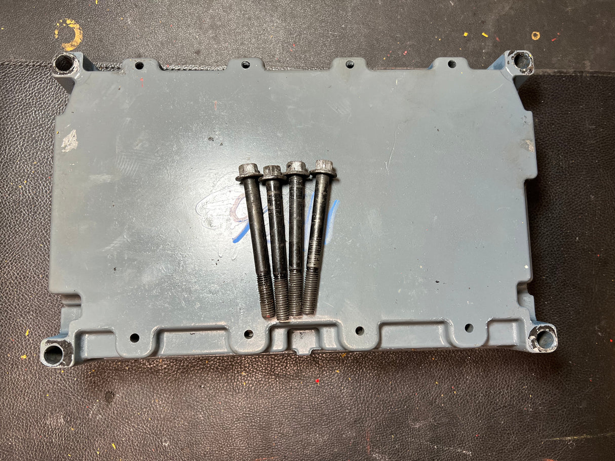 International DT466E Engine Control Module (ECM) 1807457C1 w/Bolts
