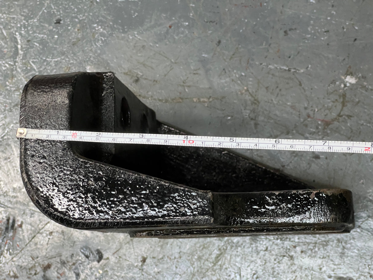 Mack Diesel Engine Mount 158GB5175M