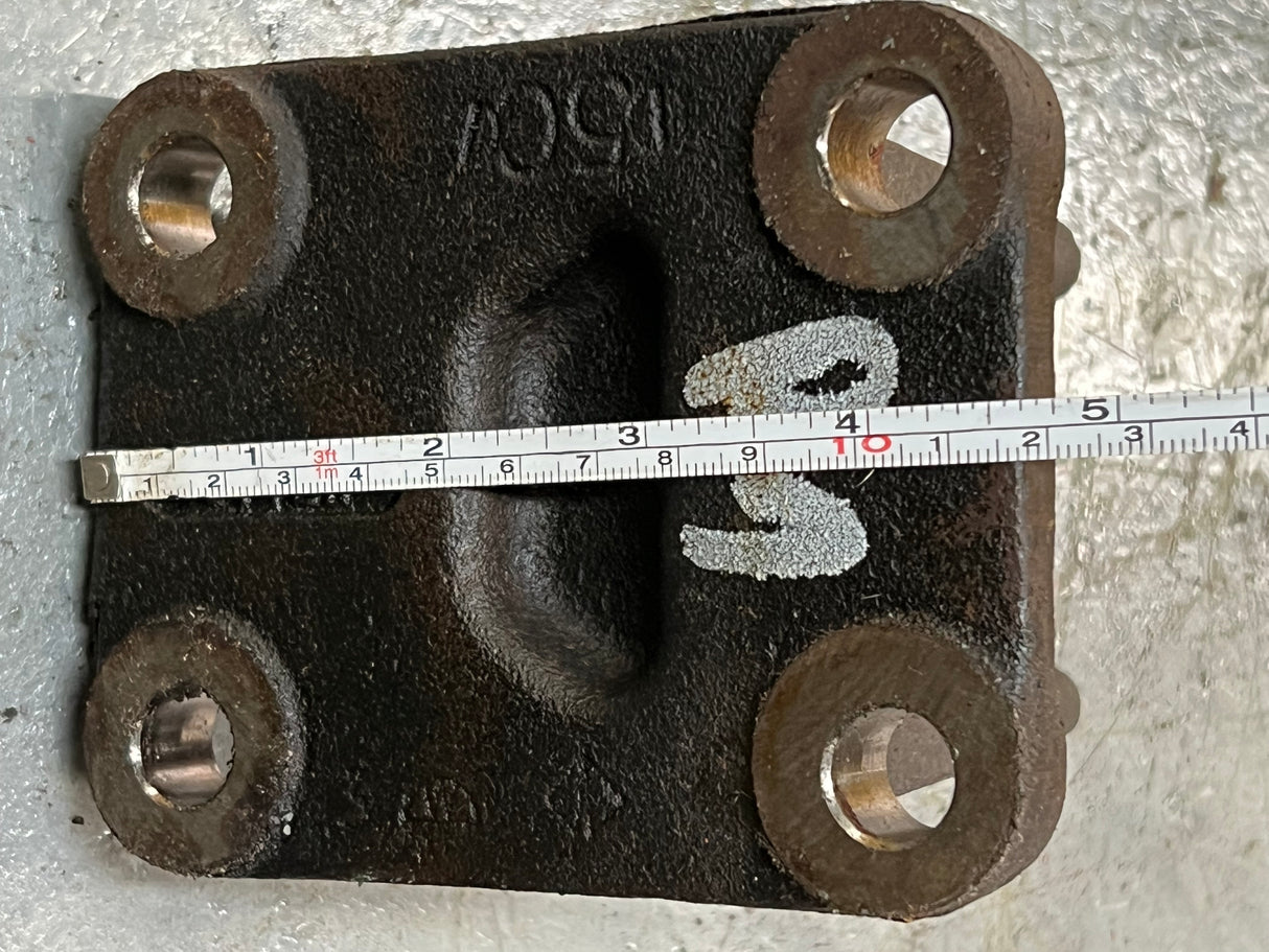 OEM International DT466E Engine Mount Part # 3532953C1