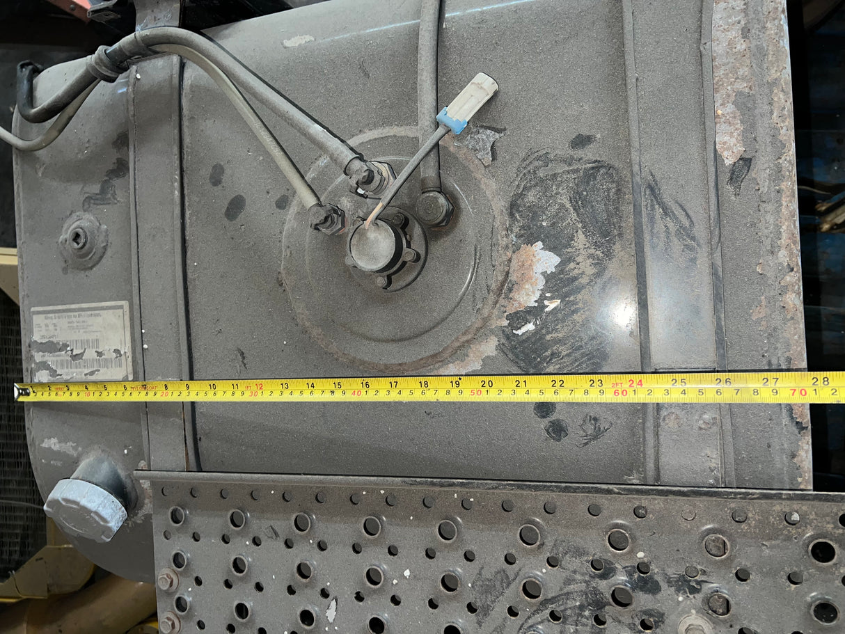 INTERNATIONAL 50G D-STY LSM (SVC) FUEL TANK Part # 3671324F91 WITH STEPS