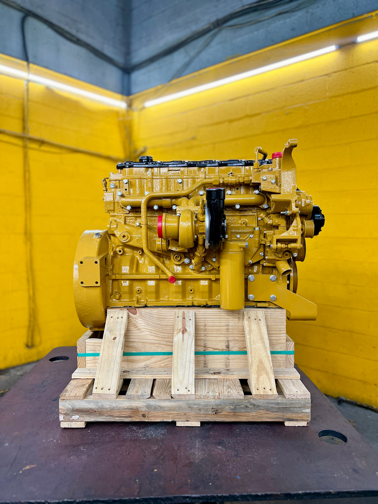 2005 Caterpillar C7 ACERT Diesel Engine For Sale, 250HP