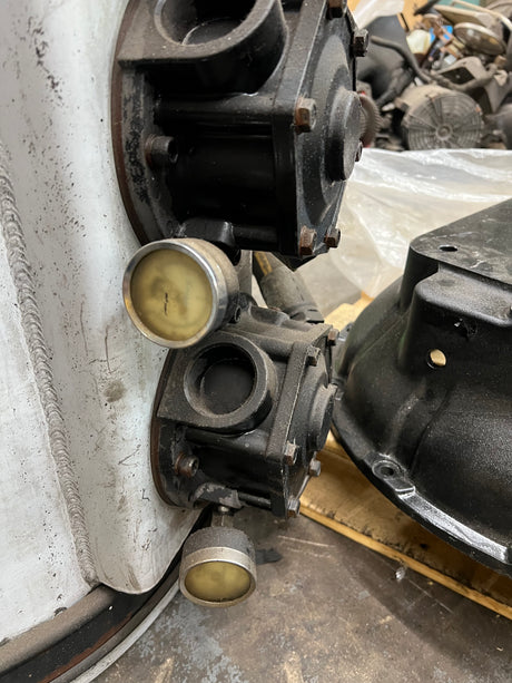 2016 Mack Hydraulic Tank