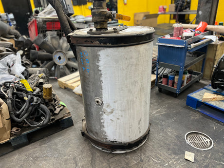 2016 Mack Hydraulic Tank