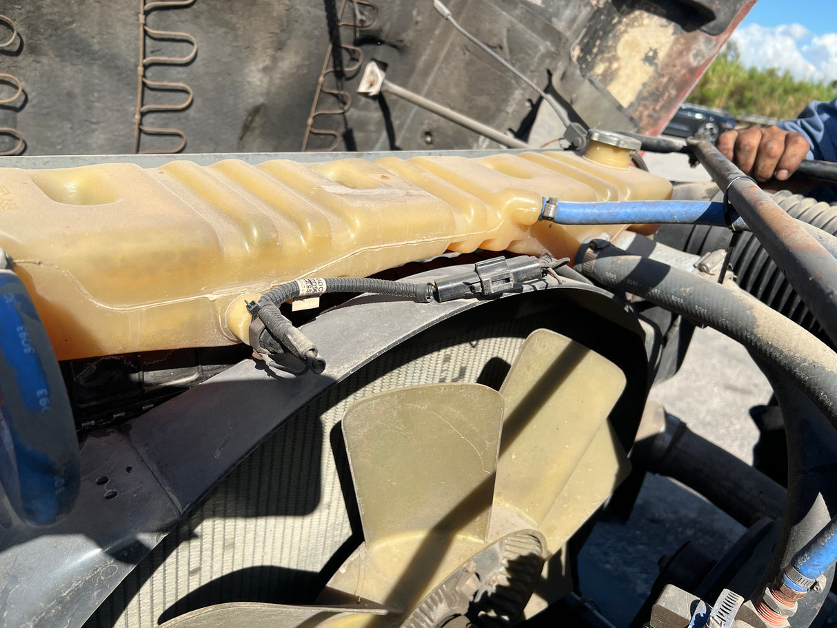 1994 Ford F-700 Cooling Assembly Radiator Part # F3HT8005BB, Charge Air Part # F3HT6K775BB