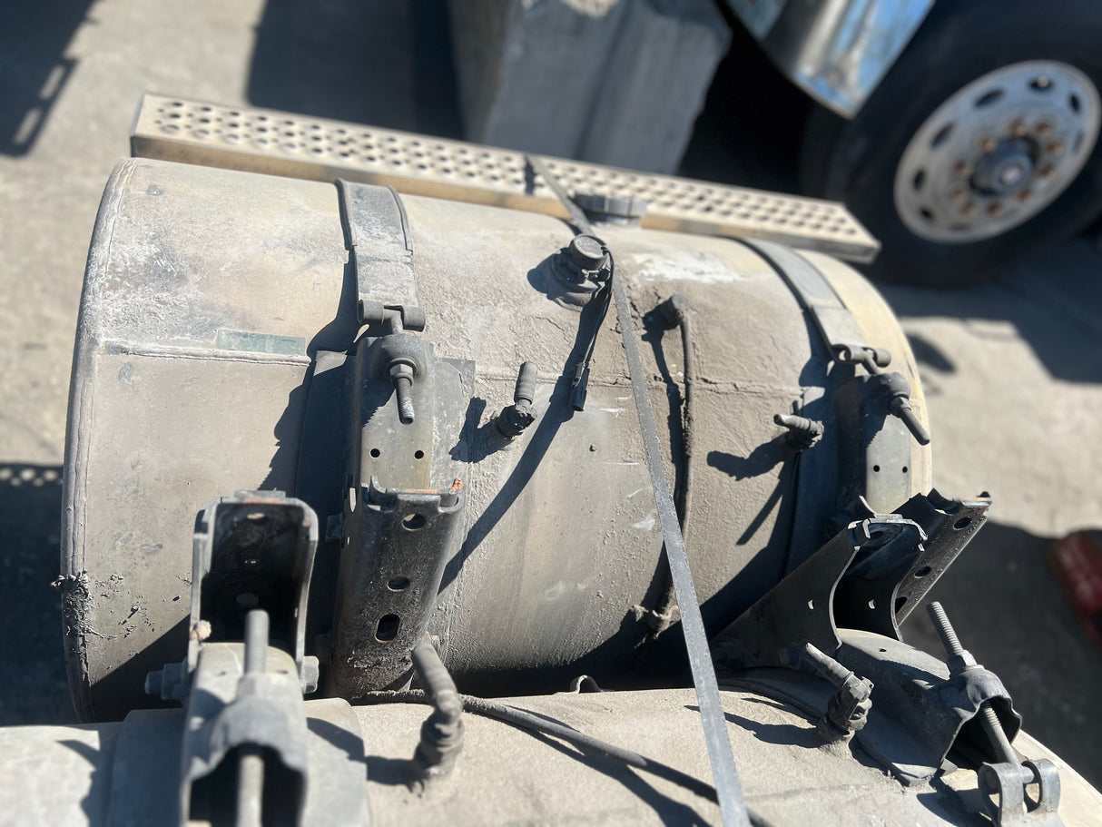 International 4200 Fuel Tank Part # 3510761C95 For Sale